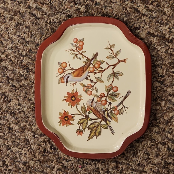 3 Small Vintage Decorative Snack Tin Trays - Picture 7 of 10
